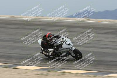 media/Nov-15-2025-Race Pace (Sat) [[8de605a2d8]]/Verified Riders/Bowl (1020am)/